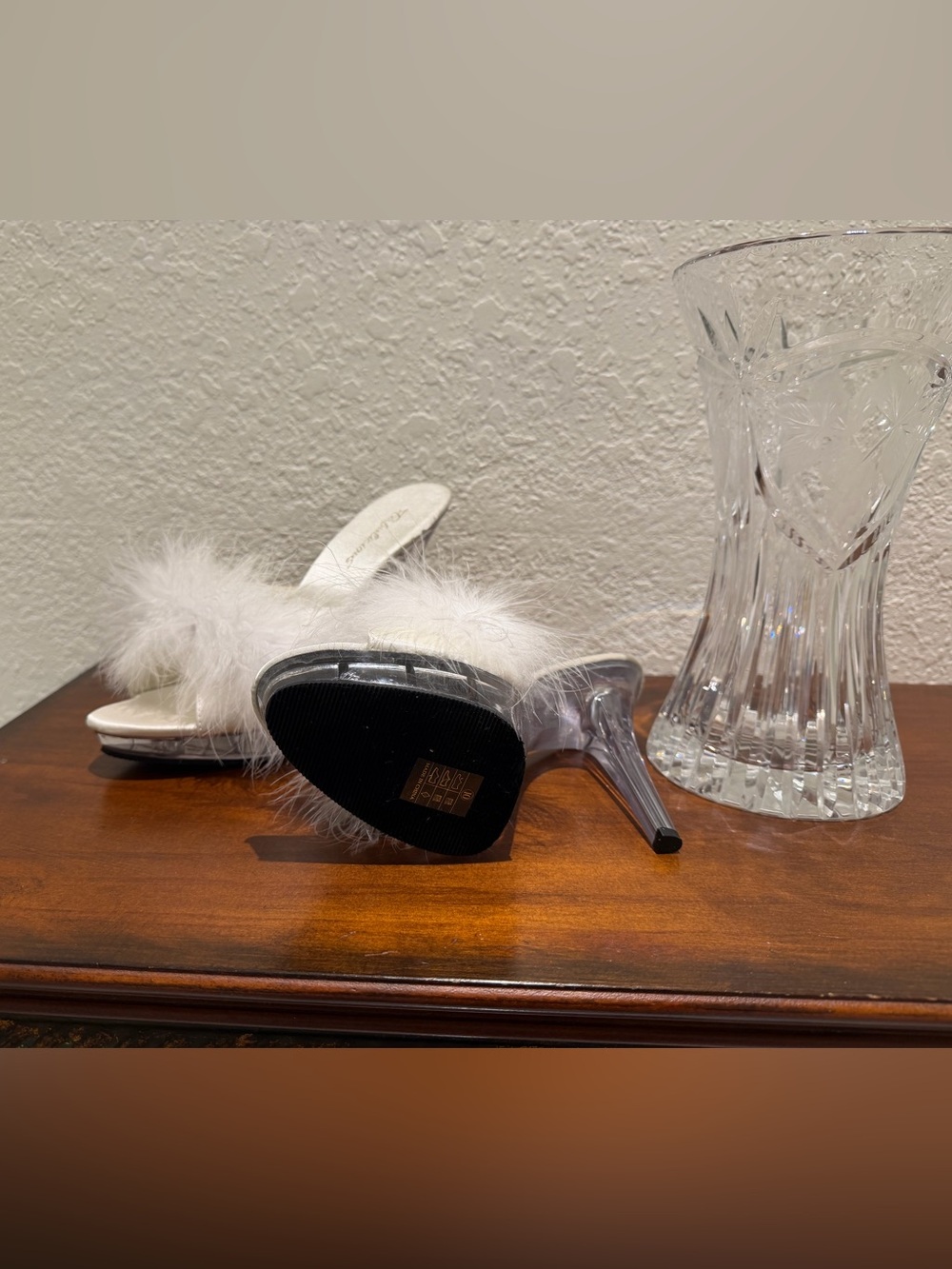 White Feather Slide Heels with Clear Stiletto - Unbranded